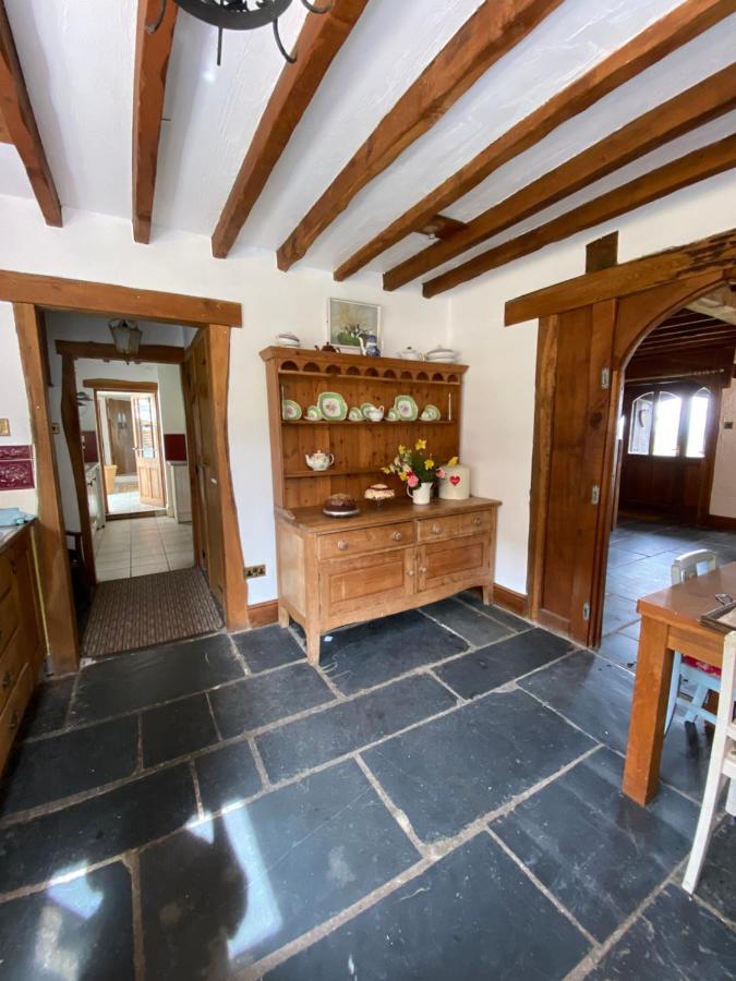Beautiful Secluded Farmhouse With Hot Tub Villa Бармут Екстериор снимка