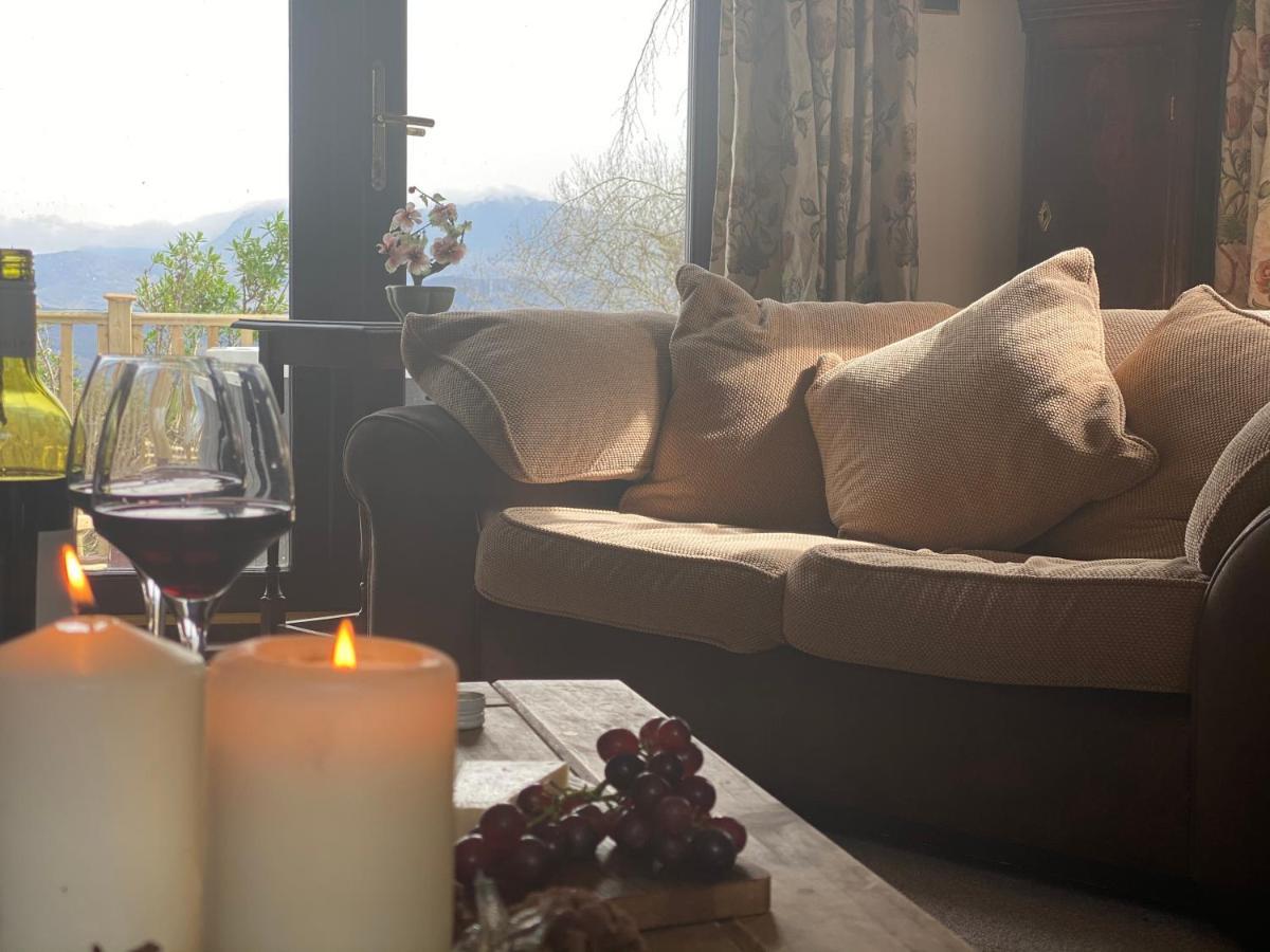 Beautiful Secluded Farmhouse With Hot Tub Villa Бармут Екстериор снимка