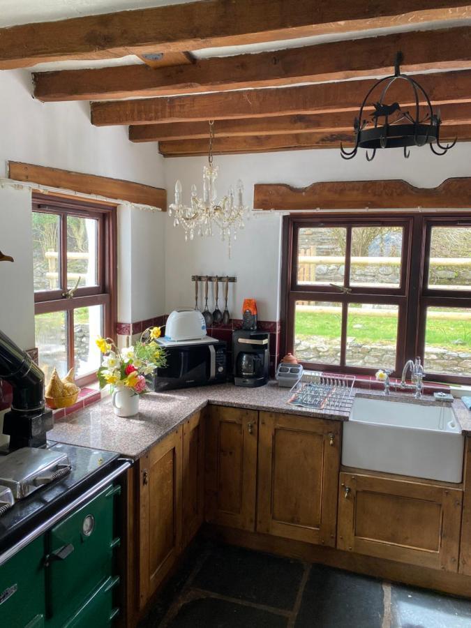Beautiful Secluded Farmhouse With Hot Tub Villa Бармут Екстериор снимка